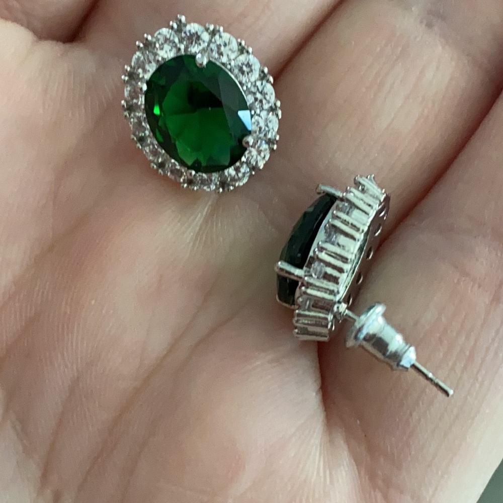 New Women’s 925 Silver Sapphire Emerald Earrings - Picture 2 of 3